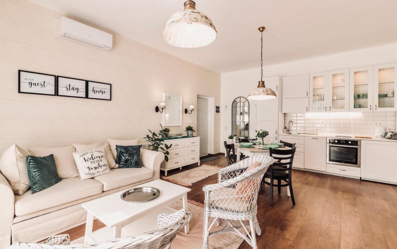 Monarchia Cottage Apartman Mosonmagyaróvár Extérieur photo
